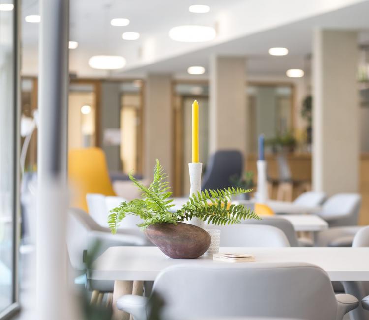 Creating Hospitality - WZC Parkhof Machelen 10 - moments furniture