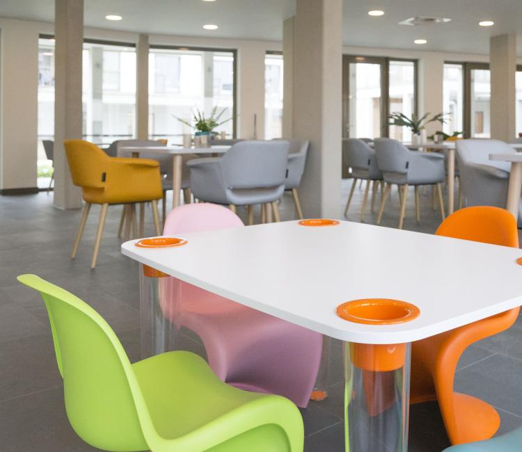 Creating Hospitality - WZC Parkhof Machelen 24 - moments furniture