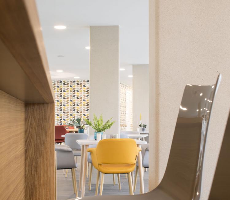 Creating Hospitality - WZC Parkhof Machelen 3 - moments furniture