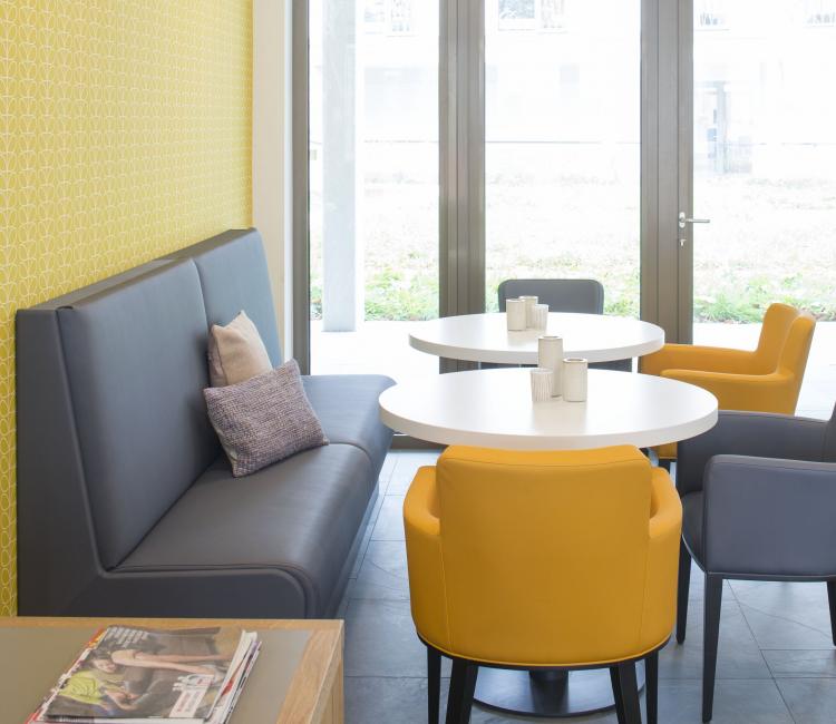 Creating Hospitality - WZC Parkhof Machelen 7 - moments furniture